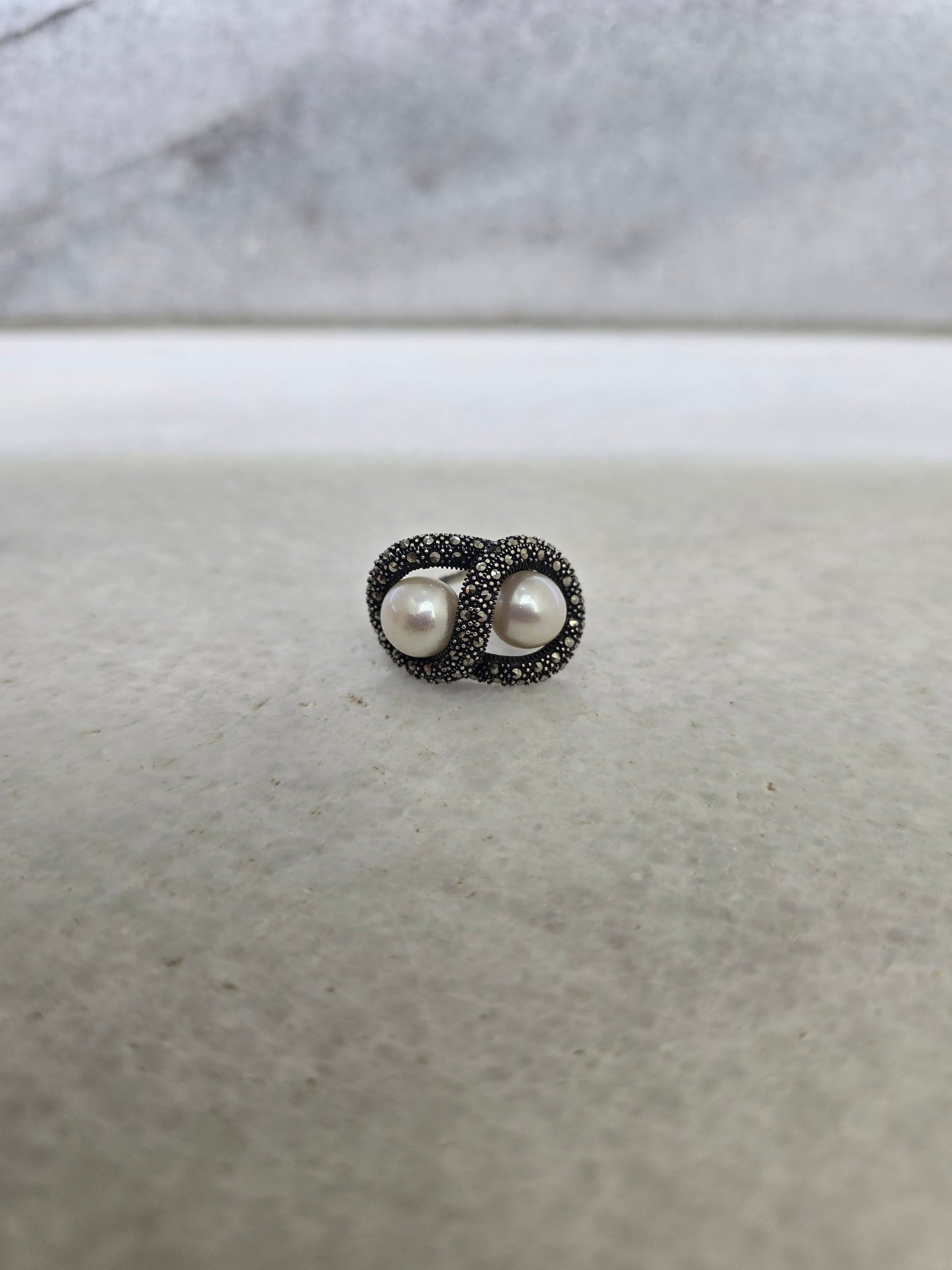 Pearl ring مركزت