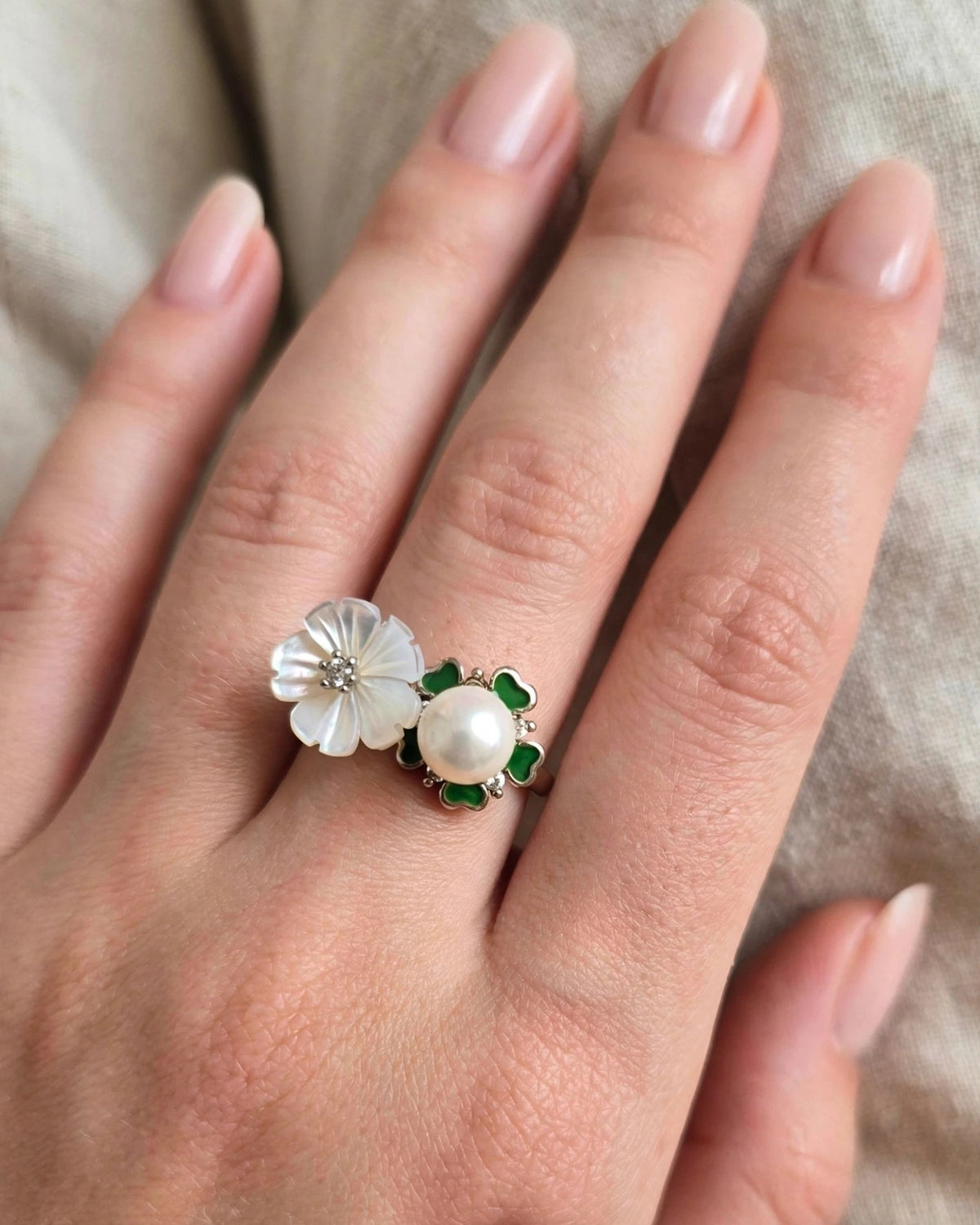Set flower