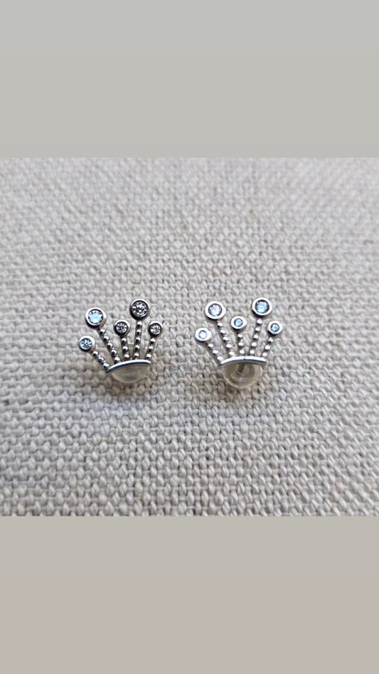 Earring crown