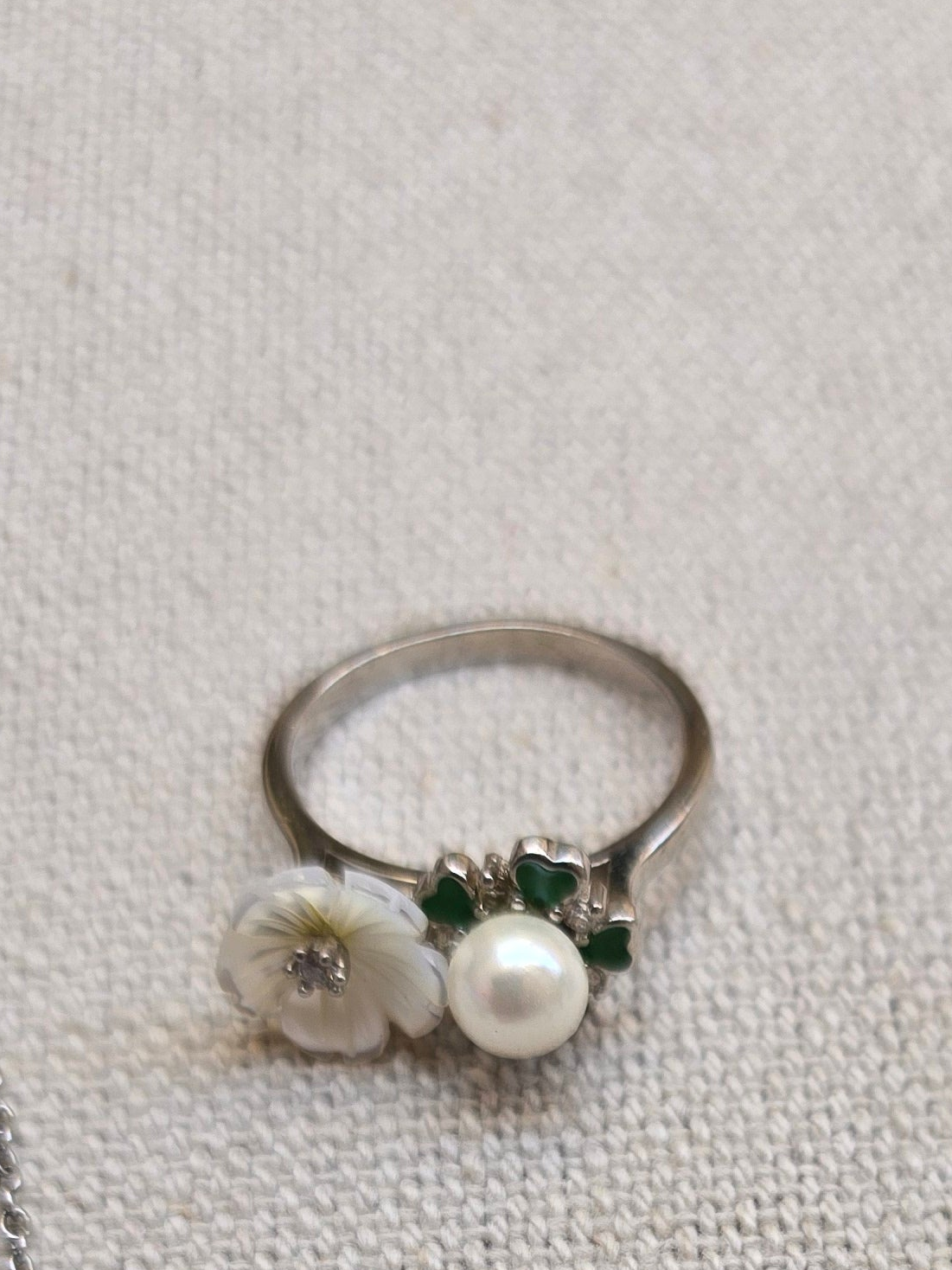 Set flower