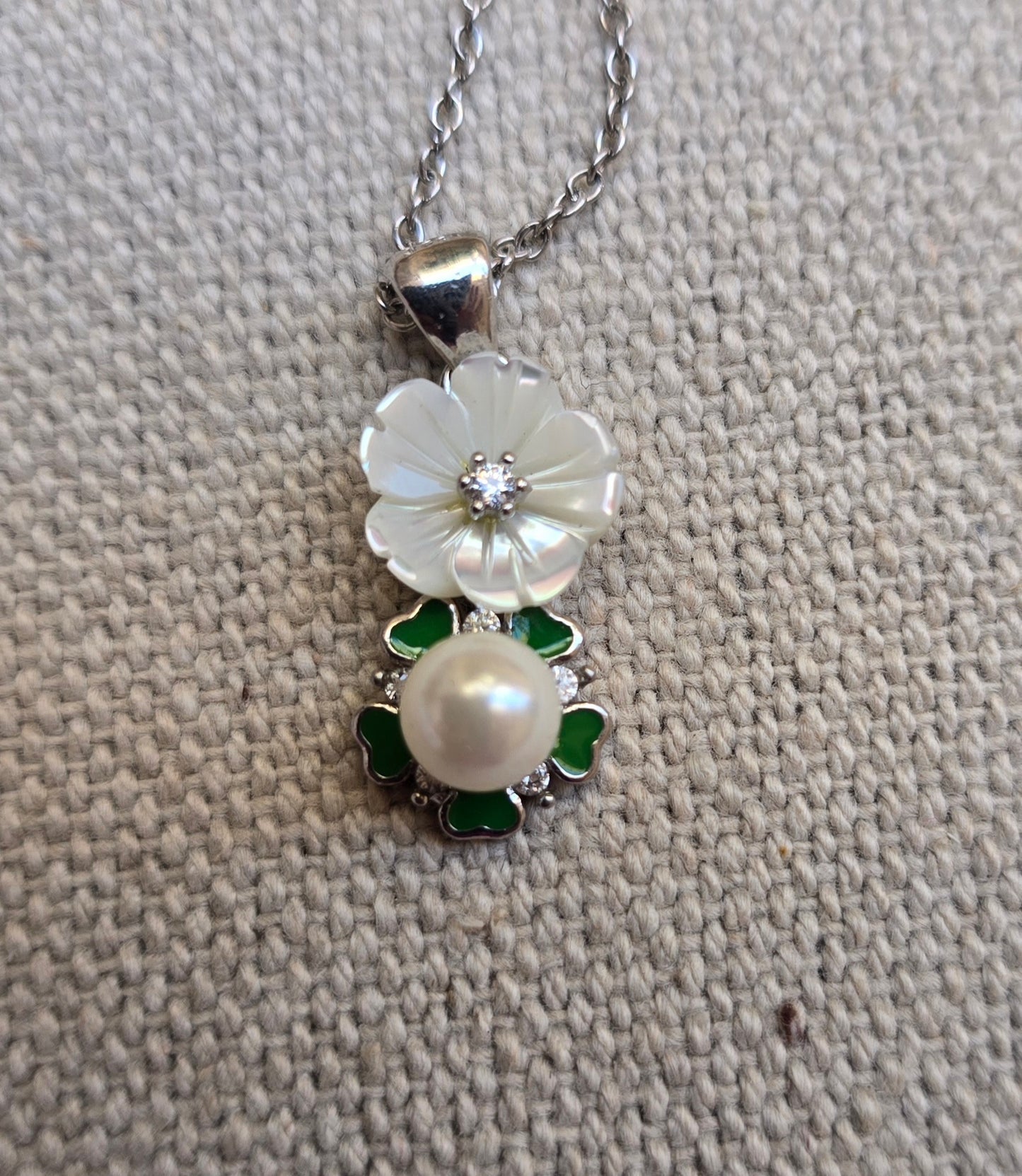 Set flower
