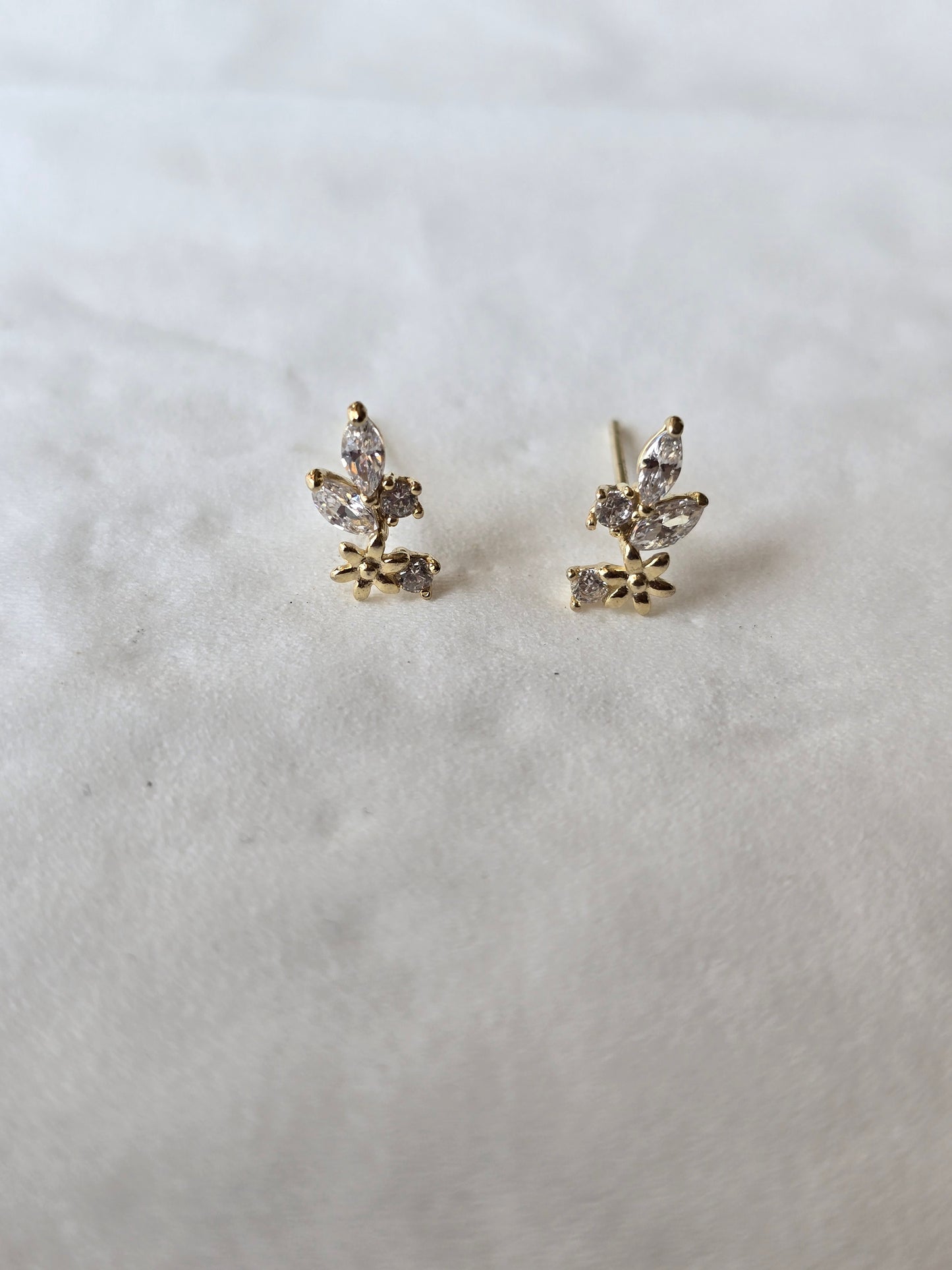 Simple earring gold 2