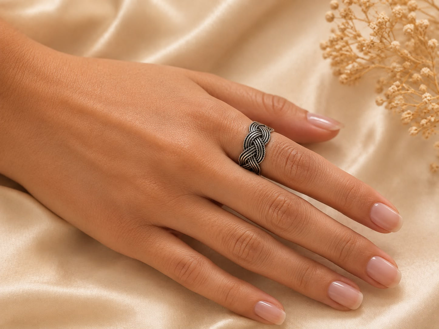 Ring braid