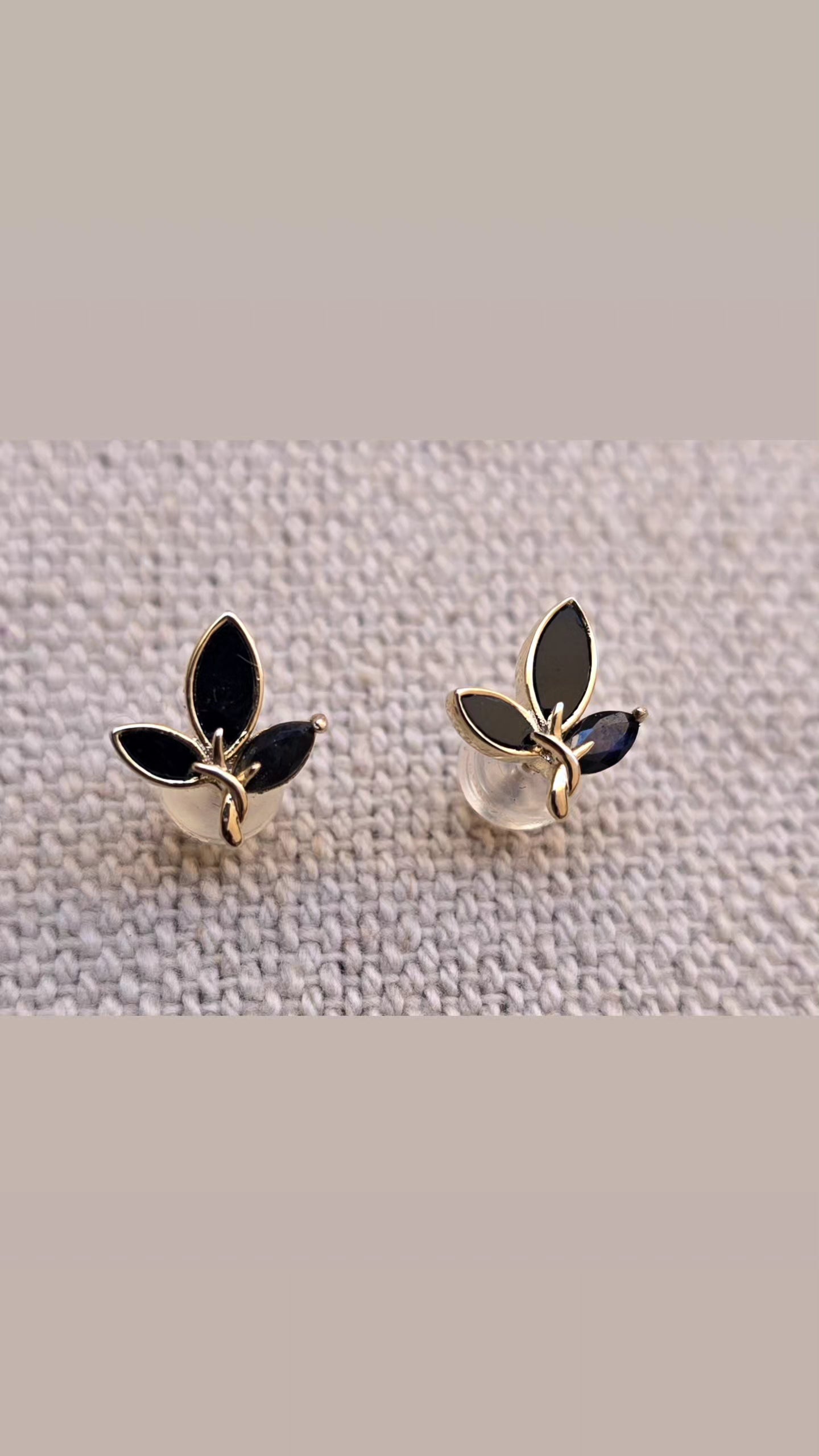 Simple earring  1