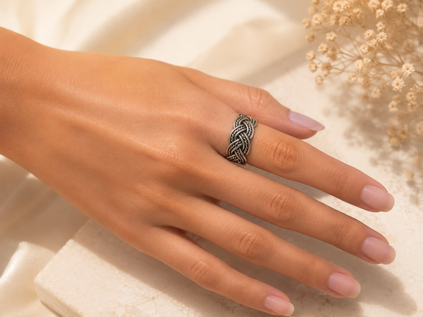Ring braid