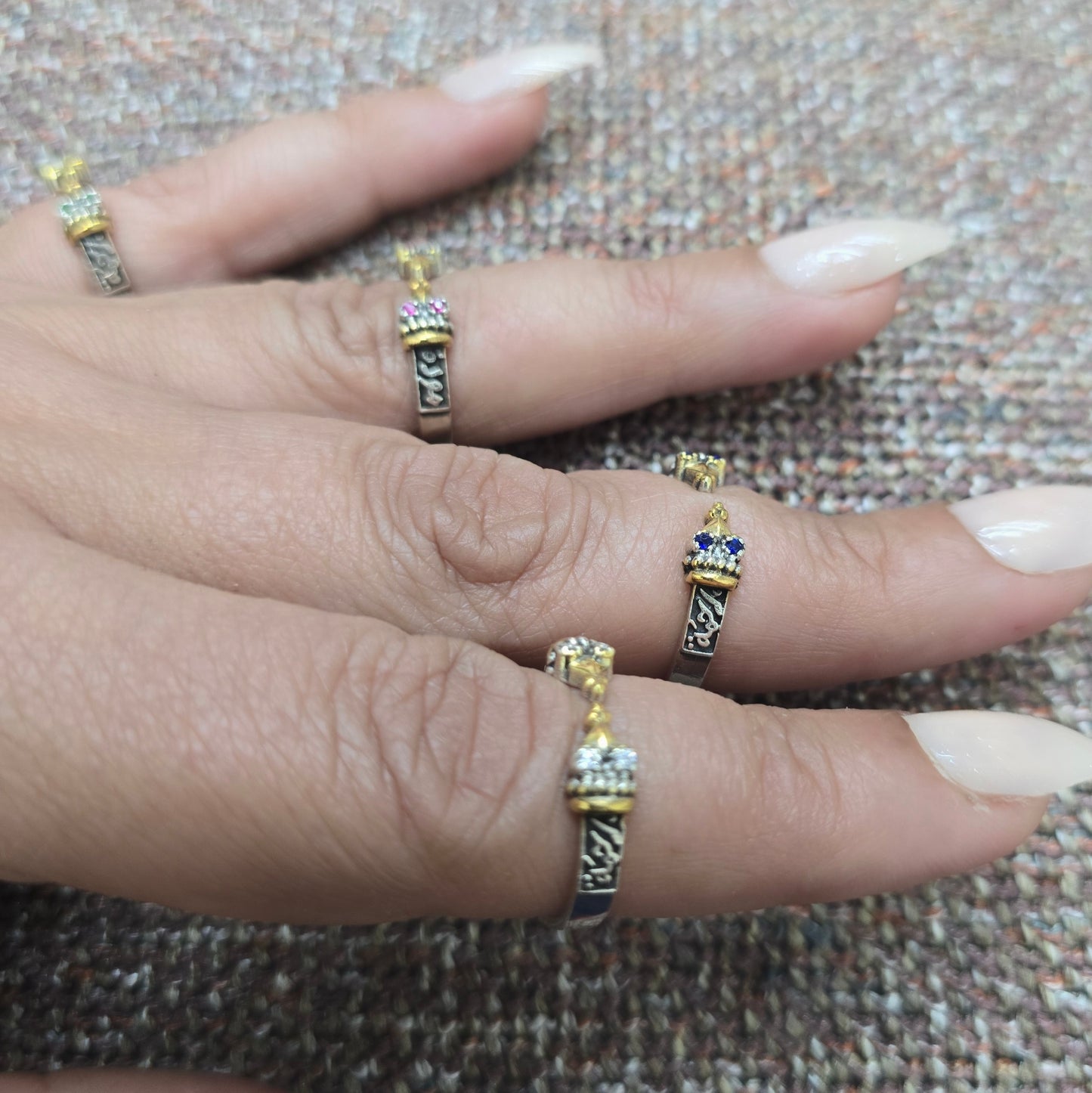 Simple ring 113