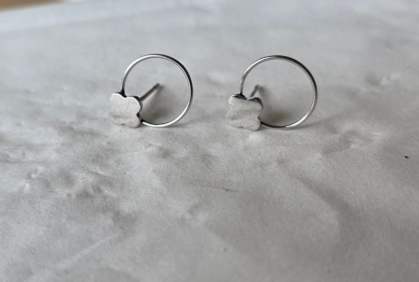 Simple earring silver 2